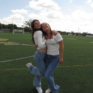 Meet your Posher, Charlotte